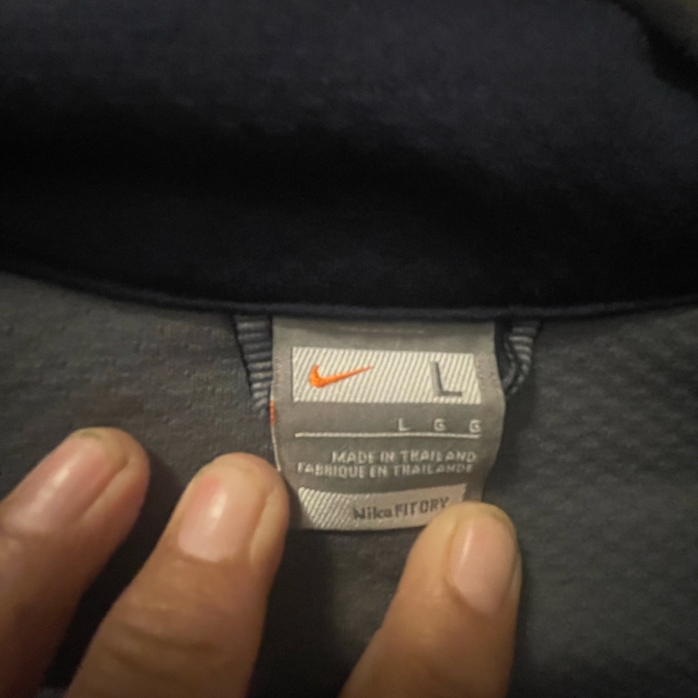 Nike Men's Navy and Gray Windbreaker - Picture 4 of 11